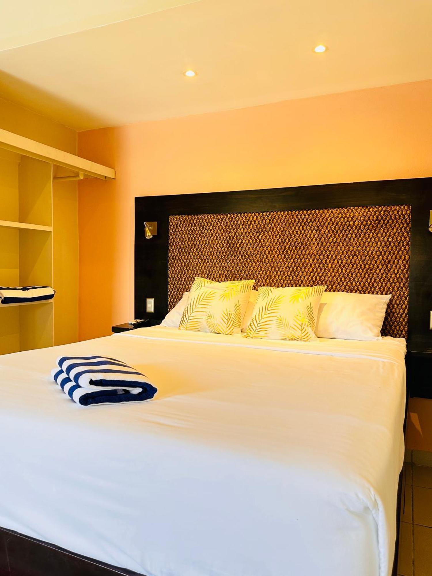 Las Brisas Resort And Villas Jacó Екстериор снимка